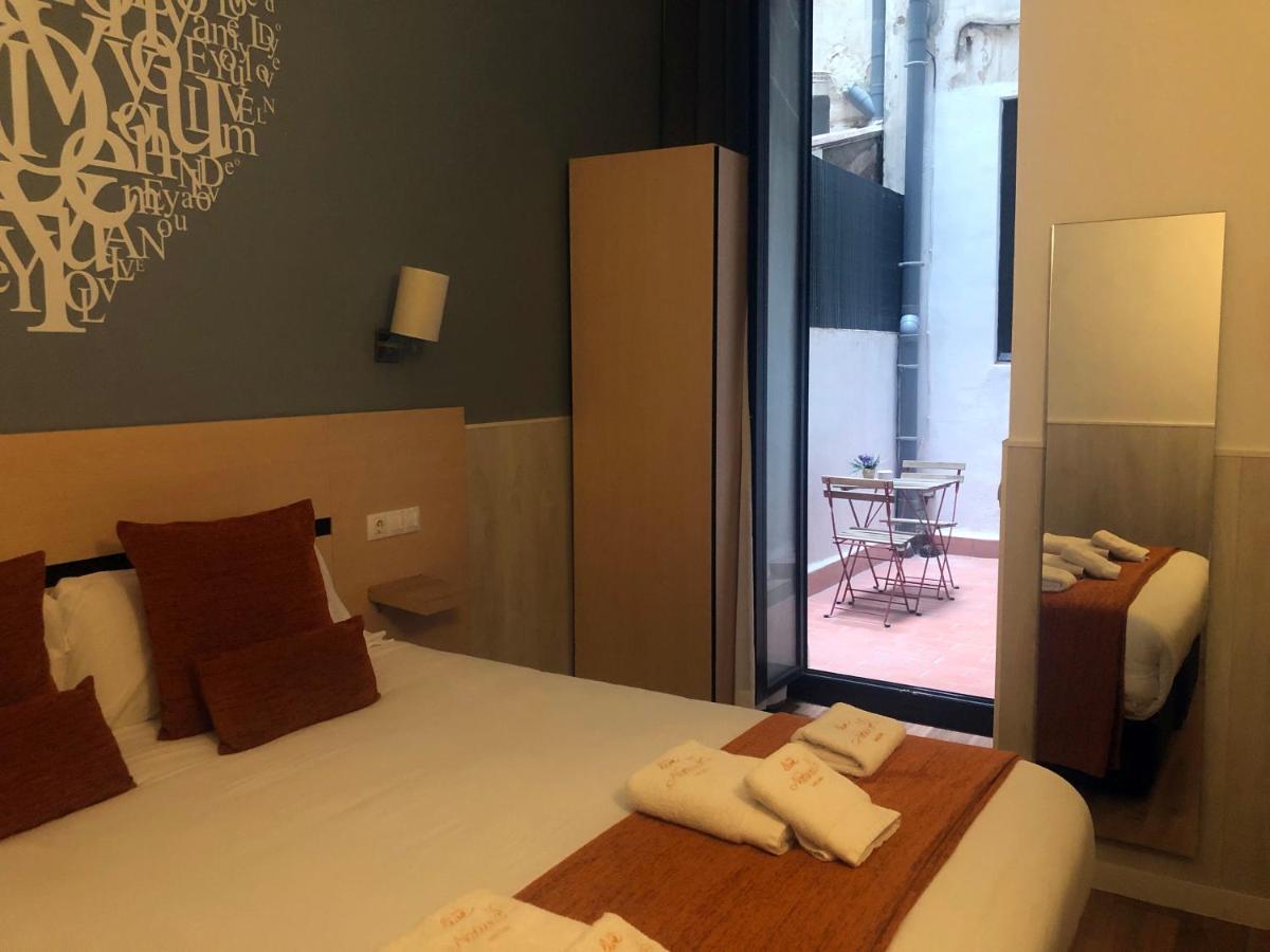 Hostal Live Natura Barcelona (Adults Only) Extérieur photo