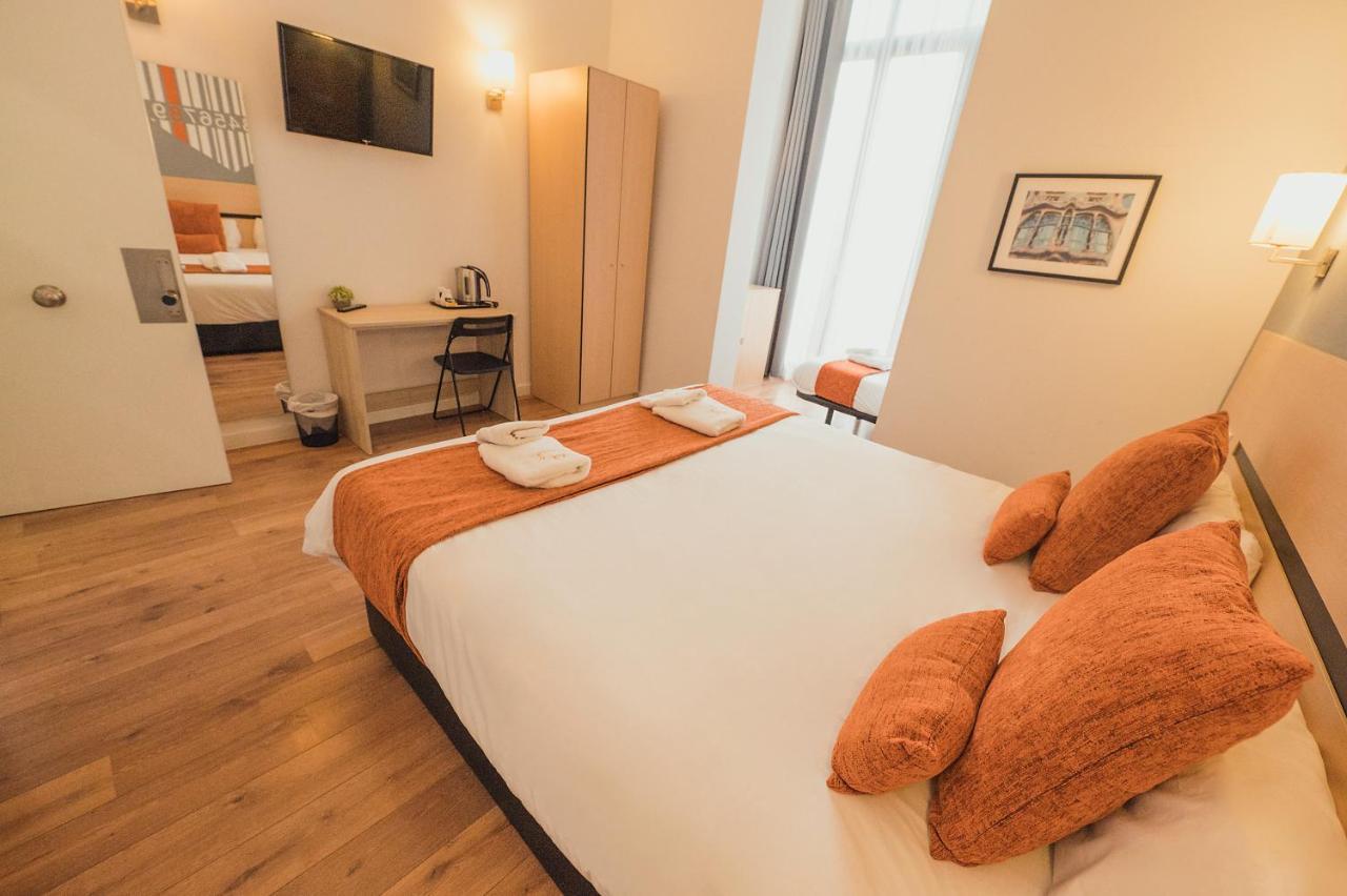 Hostal Live Natura Barcelona (Adults Only) Extérieur photo