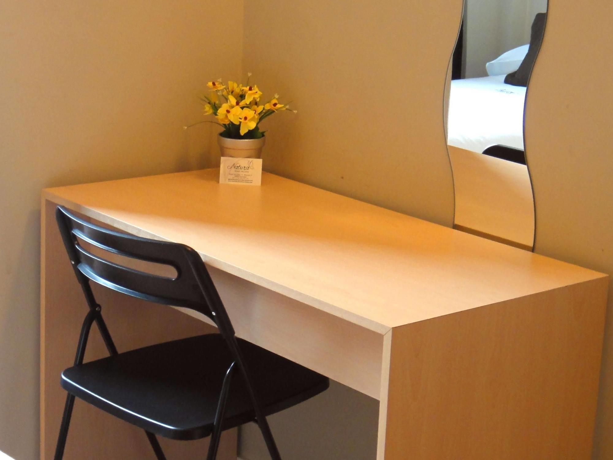 Hostal Live Natura Barcelona (Adults Only) Extérieur photo